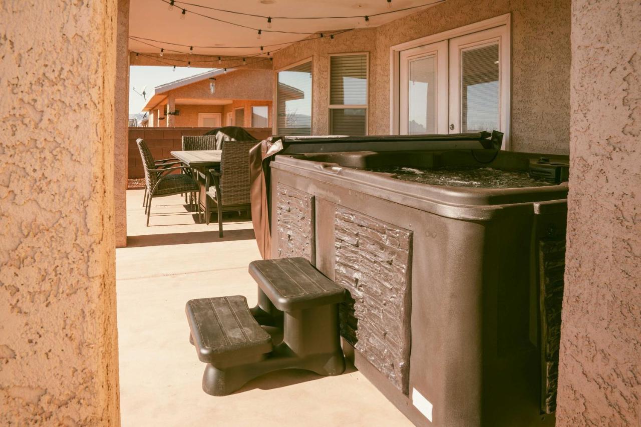 Modern Page Retreat With View, 9 Mi To Wahweap Beach Villa Exteriör bild
